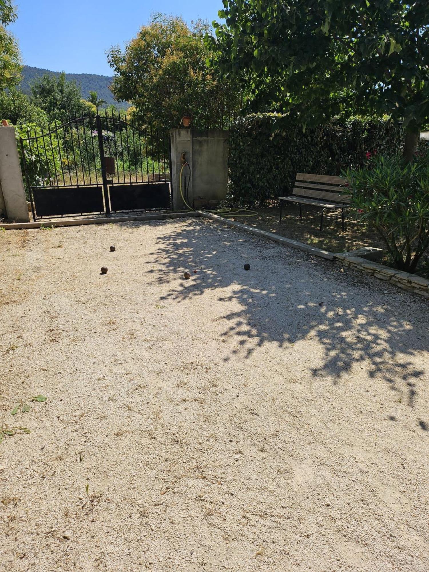Jolie Maison Avec Jardin *